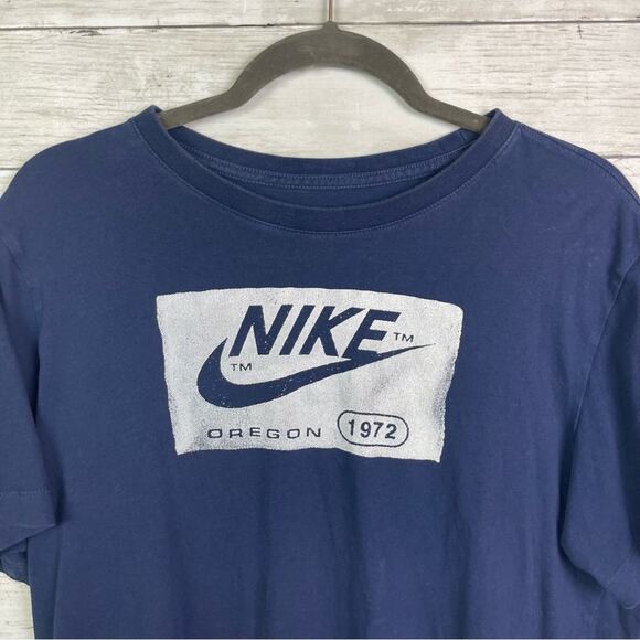 Nike Circa Navy Crew Neck Tee Shirt Size Large - Picture 2 of 5